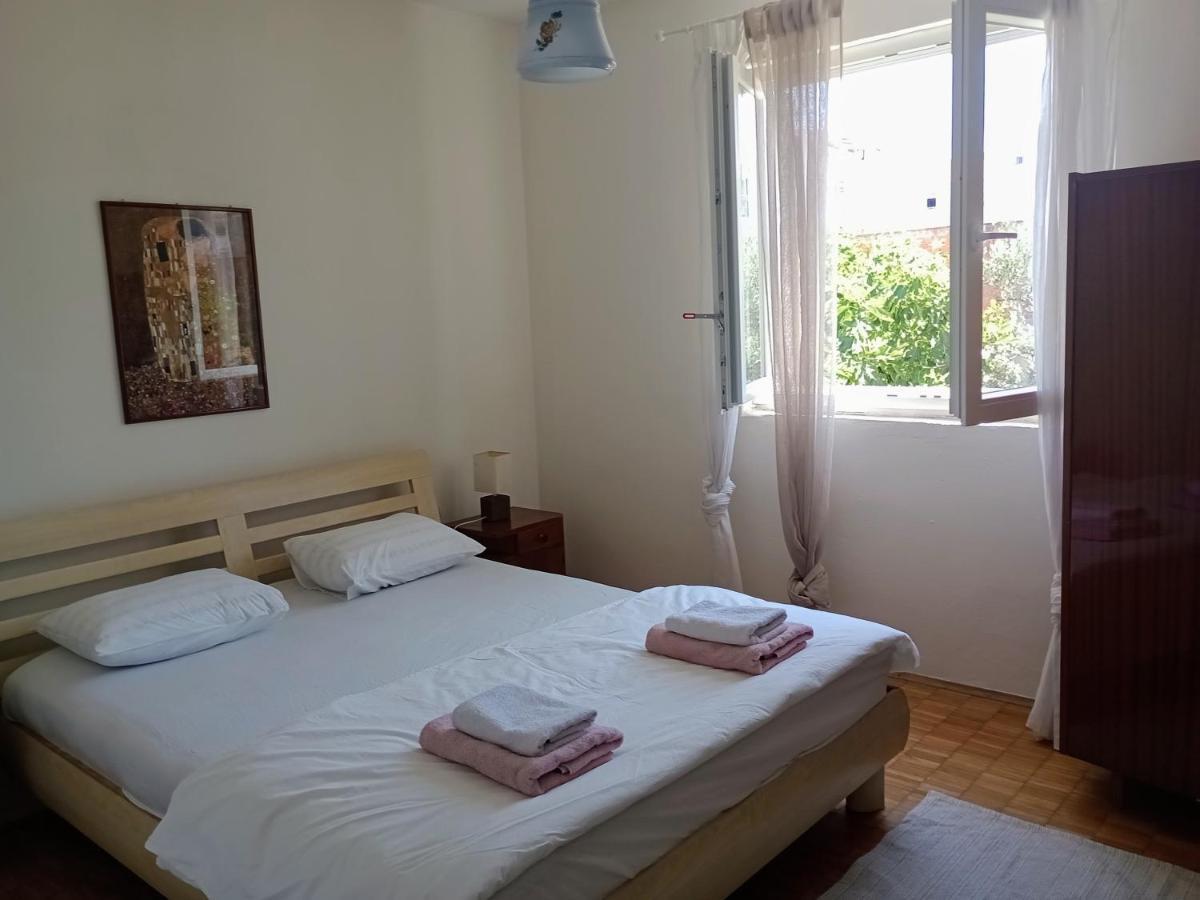 ביוגראד נה מורו Apartment Brcic מראה חיצוני תמונה